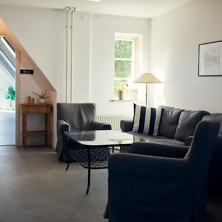 Danhostel Хостел *